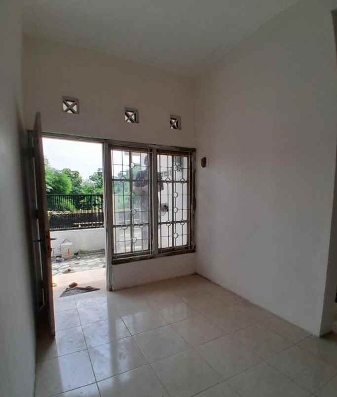 dijual rumah pamella 7