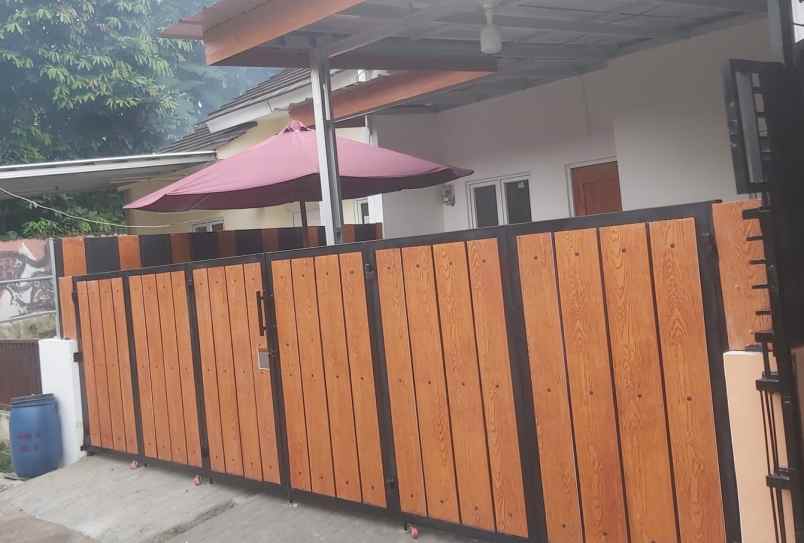 dijual rumah pancoran mas depok