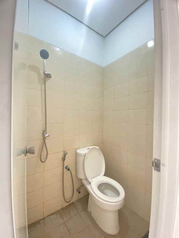 dijual rumah paradise serpong city tangsel