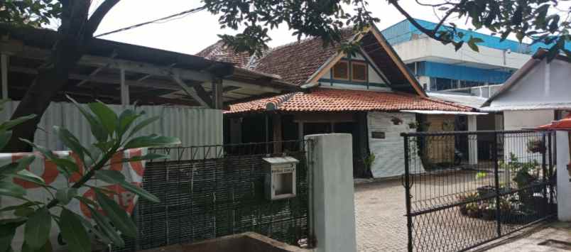 dijual rumah paseban senen jakarta pusat