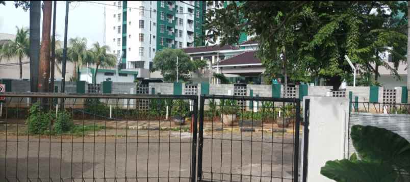 dijual rumah paseban senen jakarta pusat