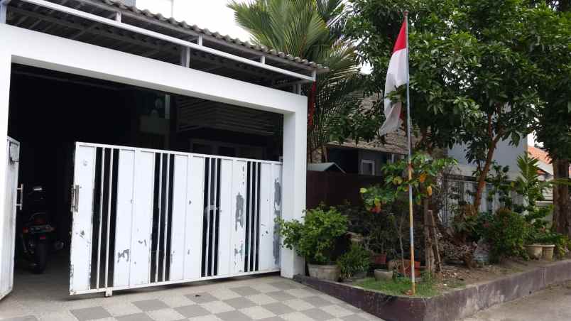 dijual rumah penjaringan asri