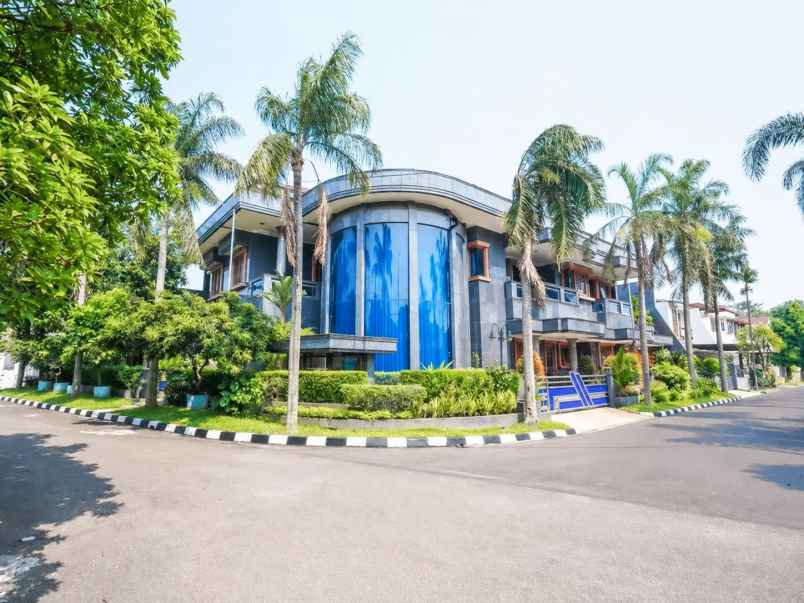 dijual rumah perum tanjung barat indah