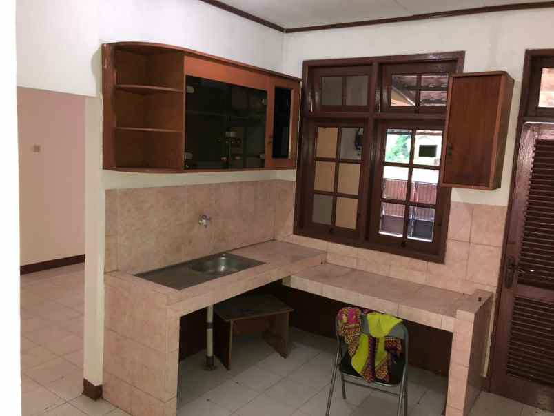 dijual rumah perumahan bumi anggrek