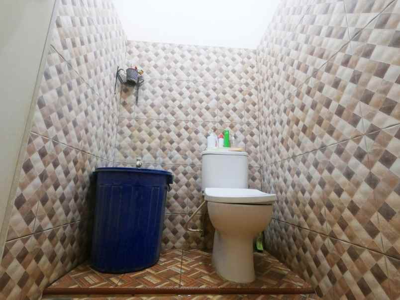 dijual rumah perumahan duta bintaro