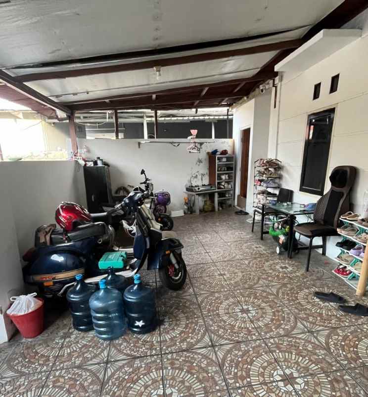 dijual rumah perumahan duta bintaro