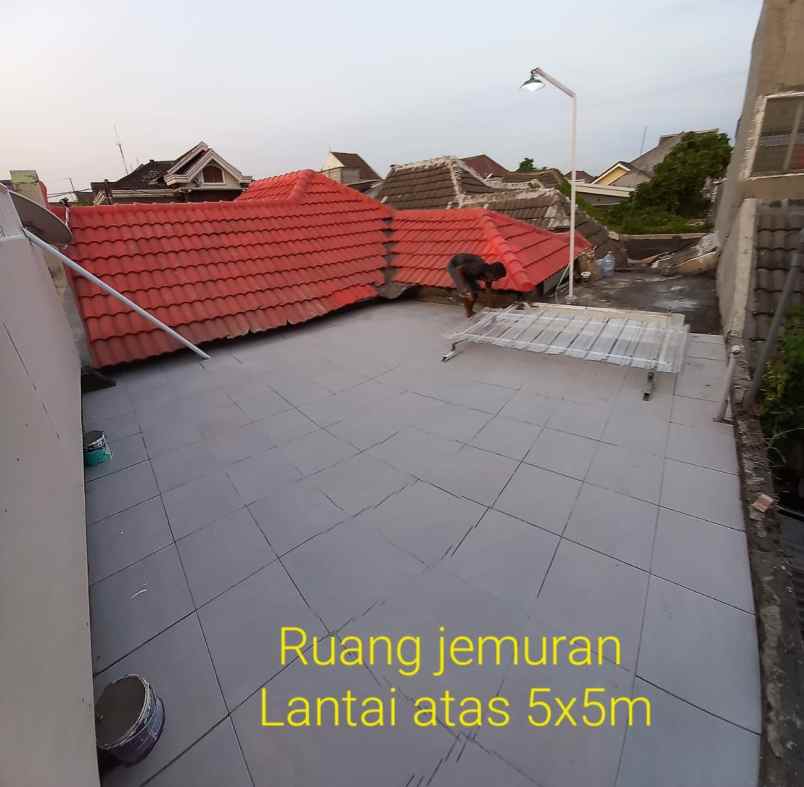 dijual rumah perumahan puri indah blok