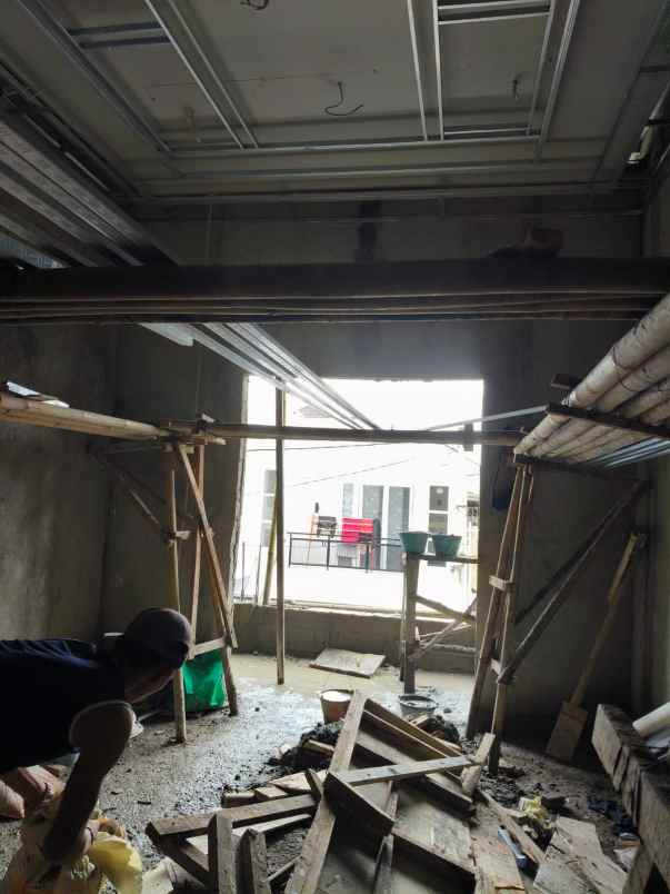 dijual rumah pisangan ciputat timur