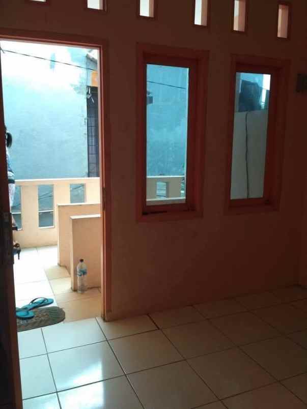 dijual rumah pondok bambu