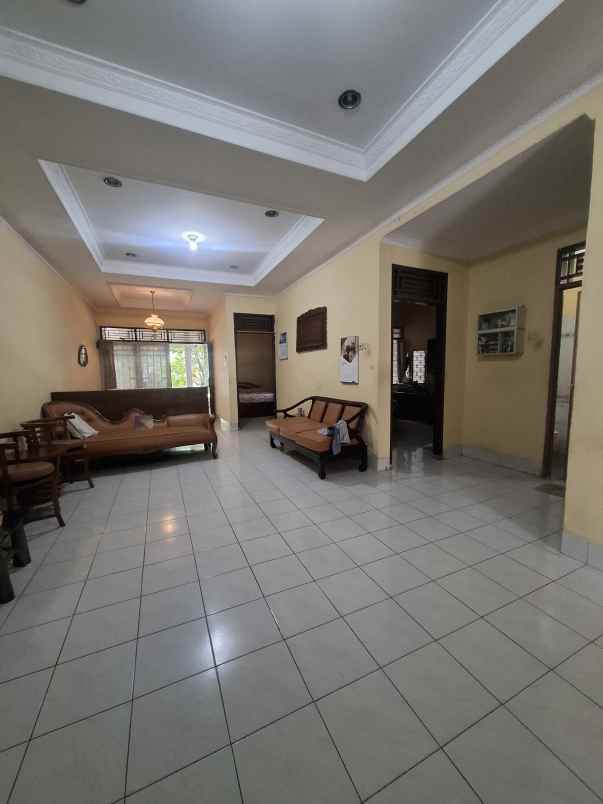 dijual rumah pondok bambu jaktim