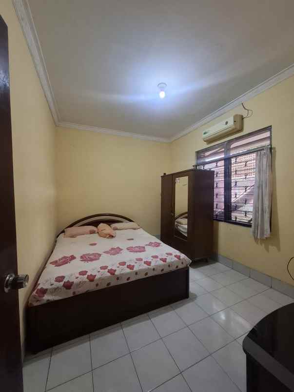 dijual rumah pondok bambu jaktim