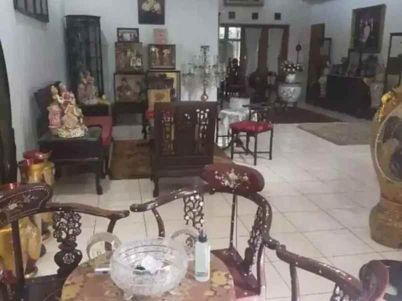 dijual rumah pondok gede