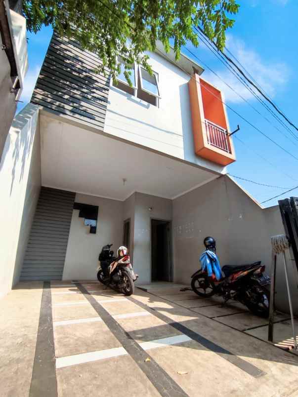 dijual rumah pondok gede kota bekasi