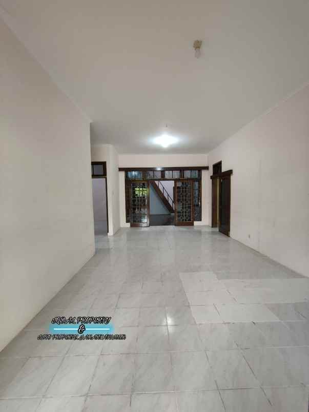 dijual rumah pondok kelapa