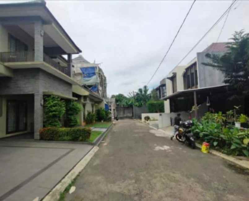 dijual rumah pondok labu