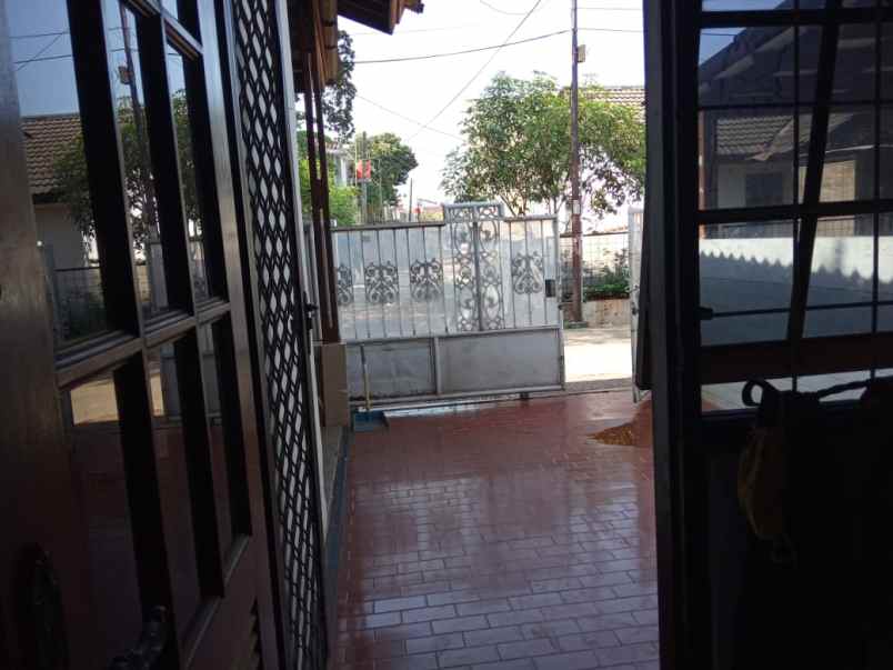 dijual rumah pondok pekayon indah jl