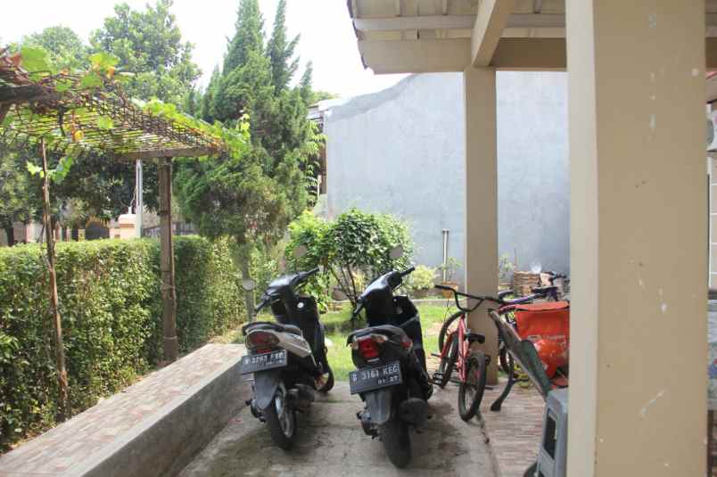 dijual rumah pondok timur indah bekasi