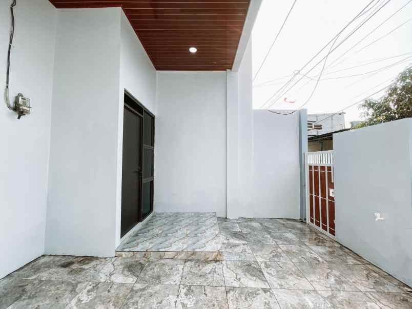 dijual rumah pondok ungu permai