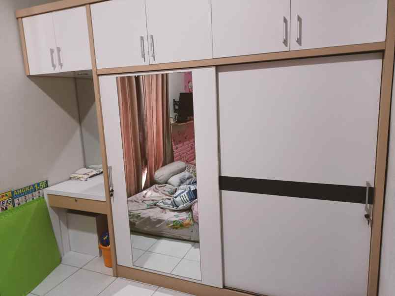 dijual rumah poriscentrum