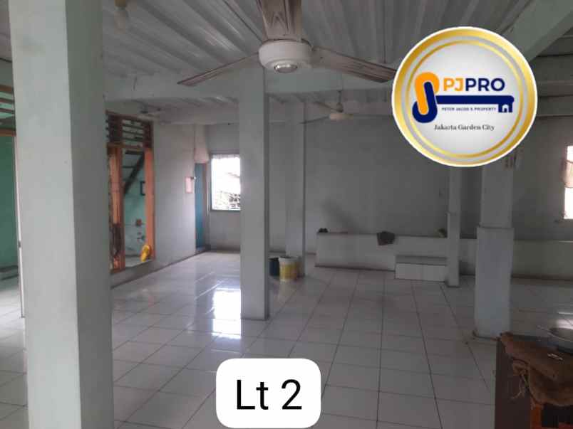 dijual rumah posisi hook 3lantai di bintara bekasi