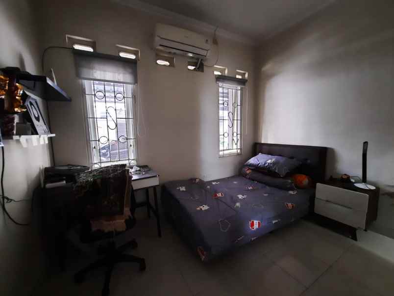 dijual rumah pribadi grand intan regency 2