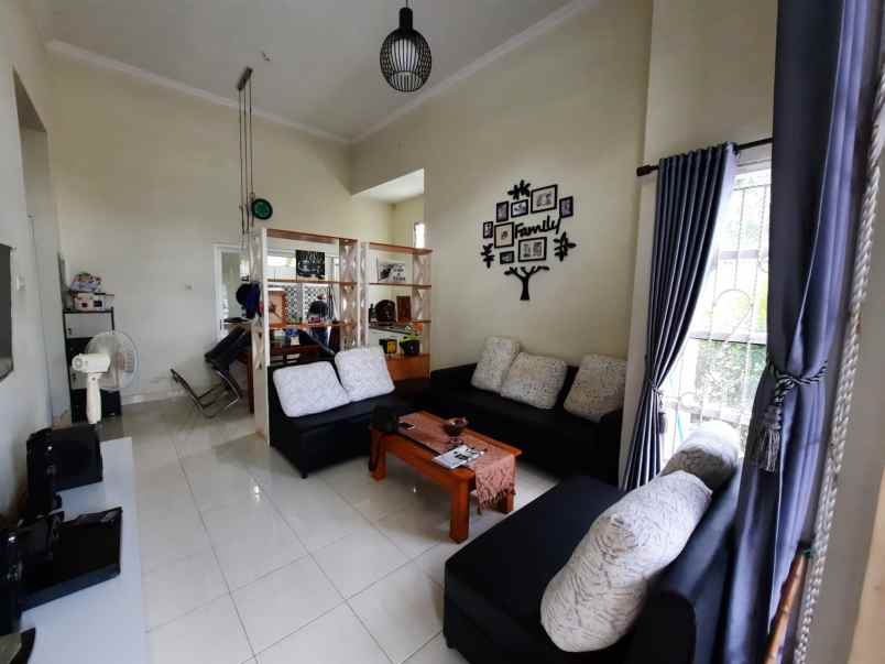 dijual rumah pribadi grand intan regency 2