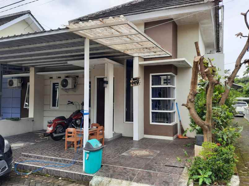 dijual rumah pribadi grand intan regency 2