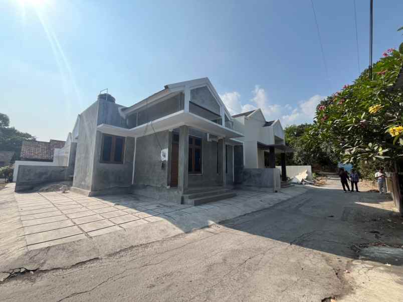 dijual rumah pronanggan timur ringin