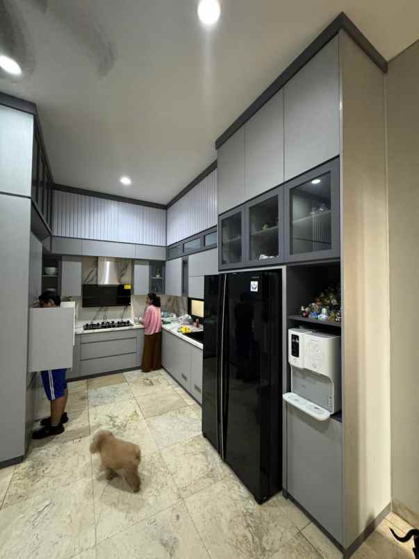 dijual rumah pulomas