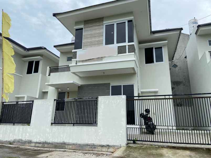 dijual rumah purwomartani kalasan