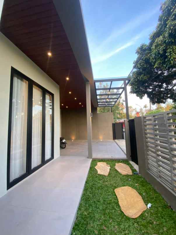 dijual rumah purwomartani kec kalasan