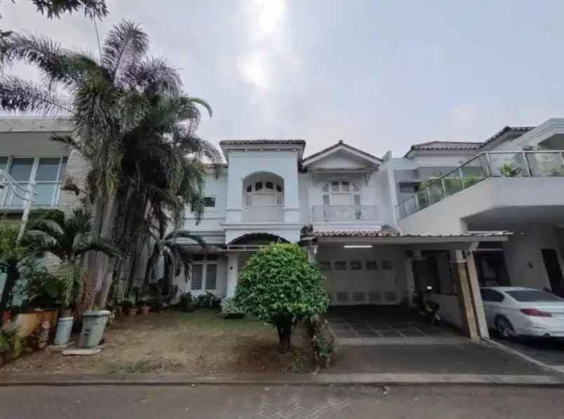 dijual rumah raffles hills cibubur