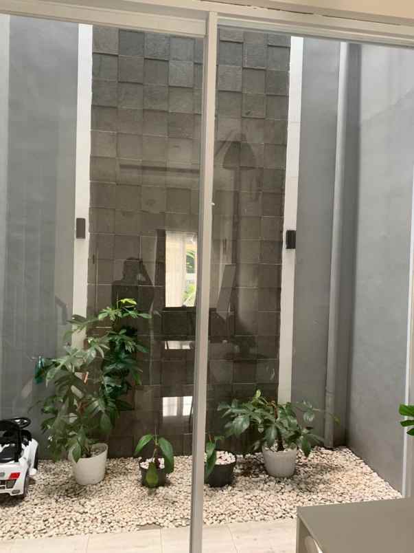 dijual rumah rangkapan jaya baru depok