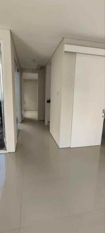 dijual rumah royal residence kec wiyung