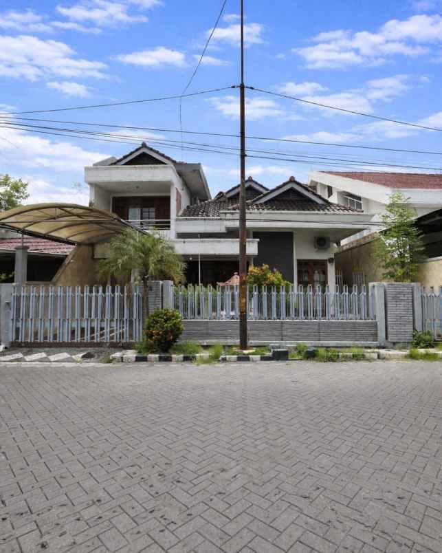 dijual rumah rungkut mejoyo