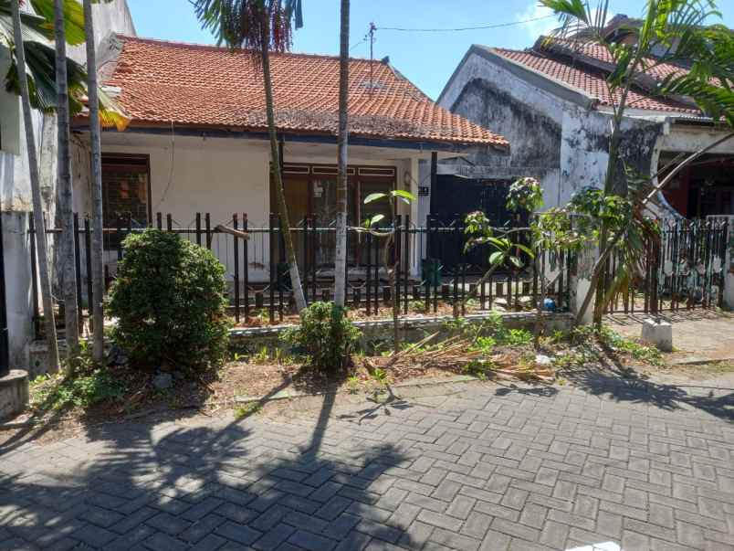 dijual rumah rungkut surabaya