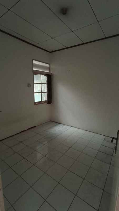 dijual rumah sarua indah