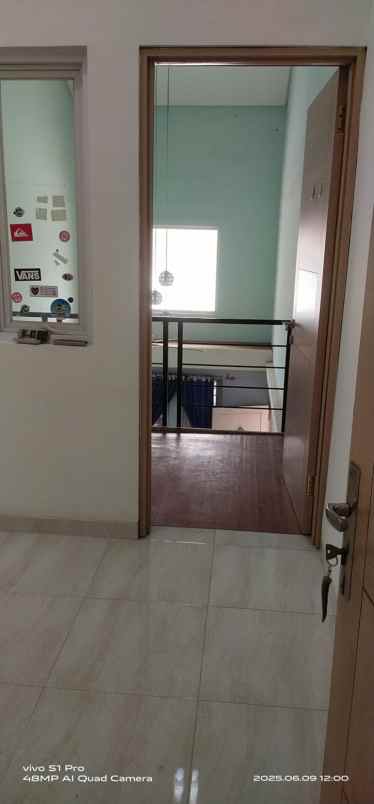 dijual rumah sektor 7 gading serpong