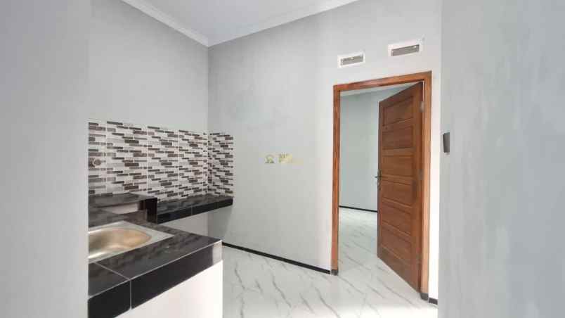 dijual rumah selomartani kec kalasan