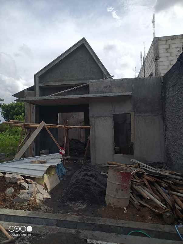 dijual rumah sendangmulyo tembalang