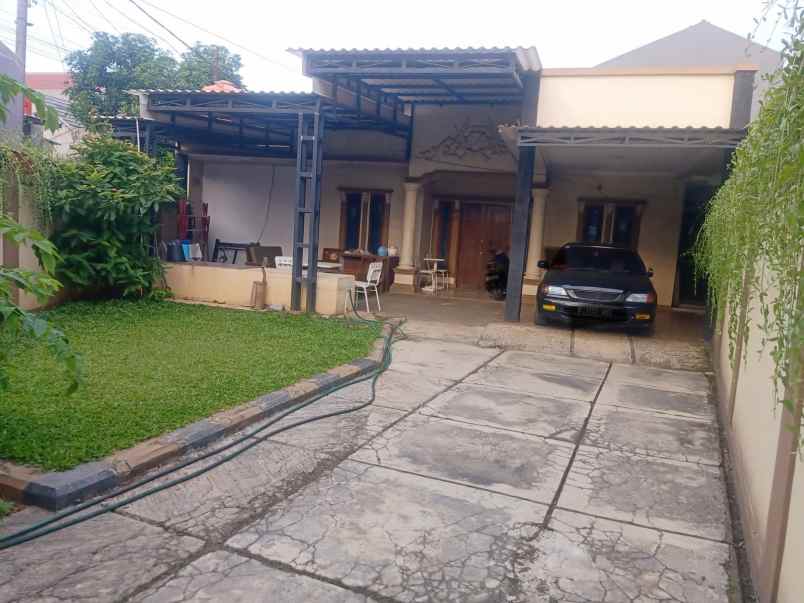 dijual rumah siap huni