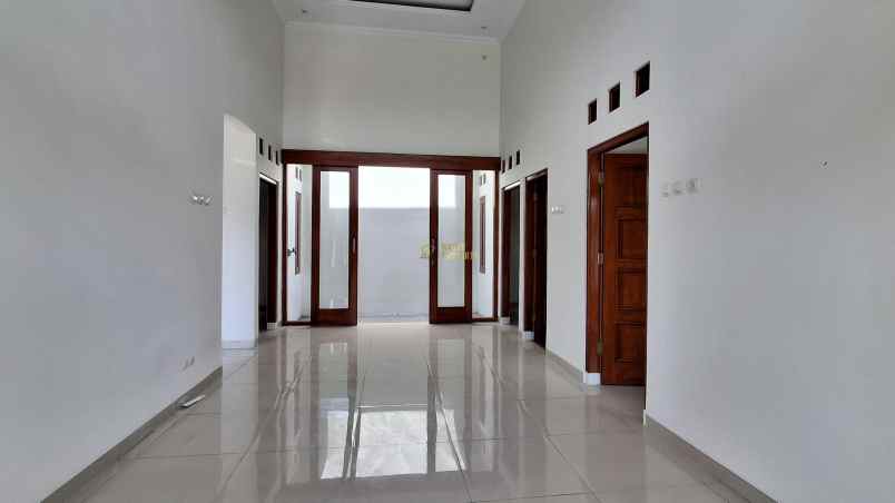 dijual rumah sidoarum godean sleman