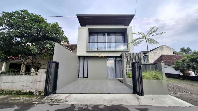 dijual rumah sinduharjo kec ngaglik kab