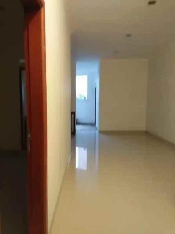 dijual rumah situ sari cijagra