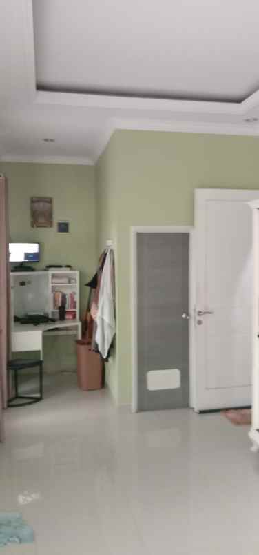 dijual rumah srengseng sawah