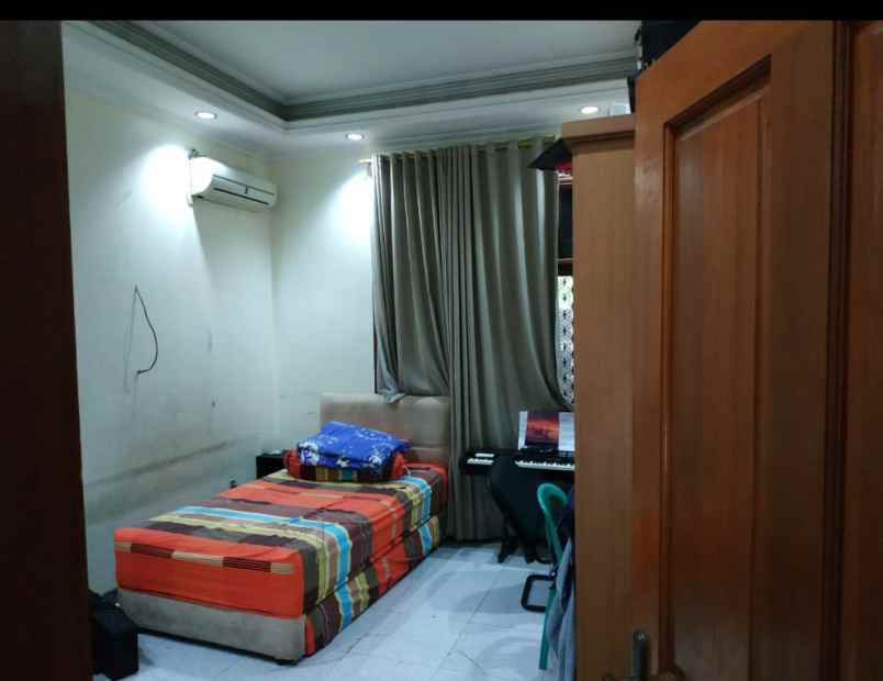 dijual rumah sumur batu