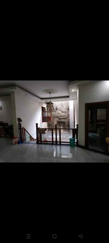 dijual rumah sumur batu