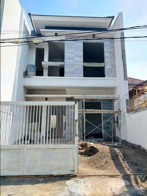 dijual rumah sutorejo prima selatan