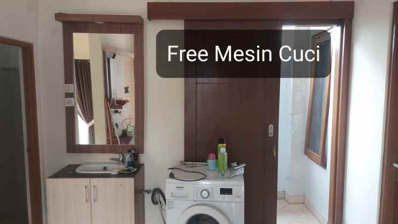 dijual rumah tajem