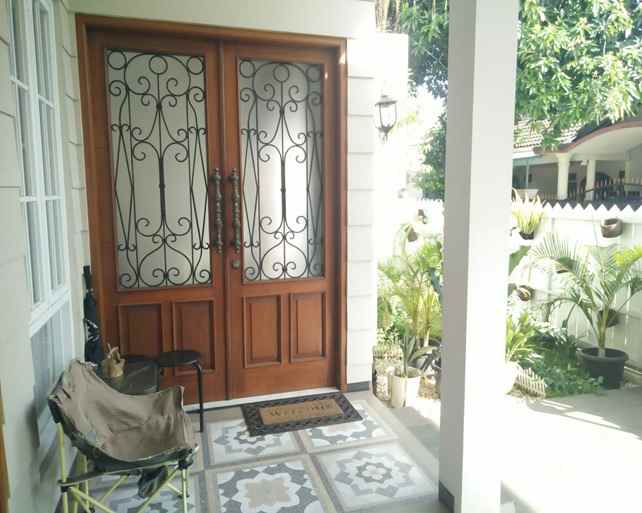 dijual rumah taman duta